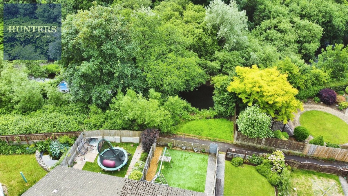Maes Yr Afon, Pontyclun