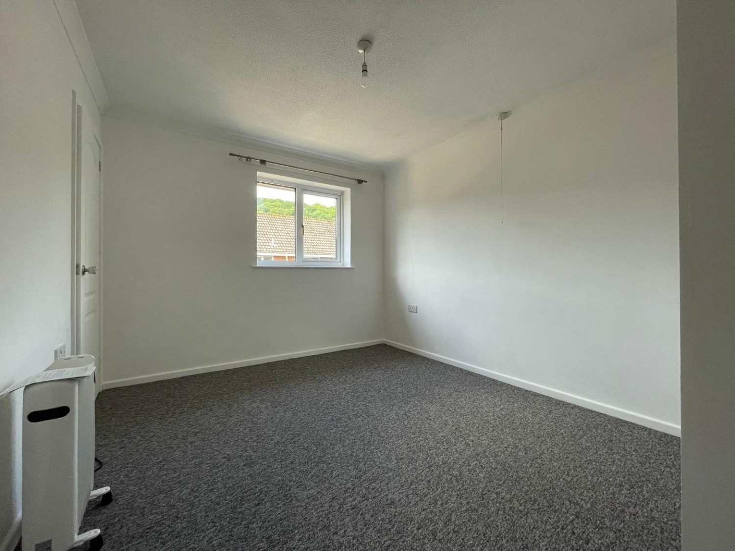 Reine Barnes Close, Woodmancote, Dursley, GL11 4BQ