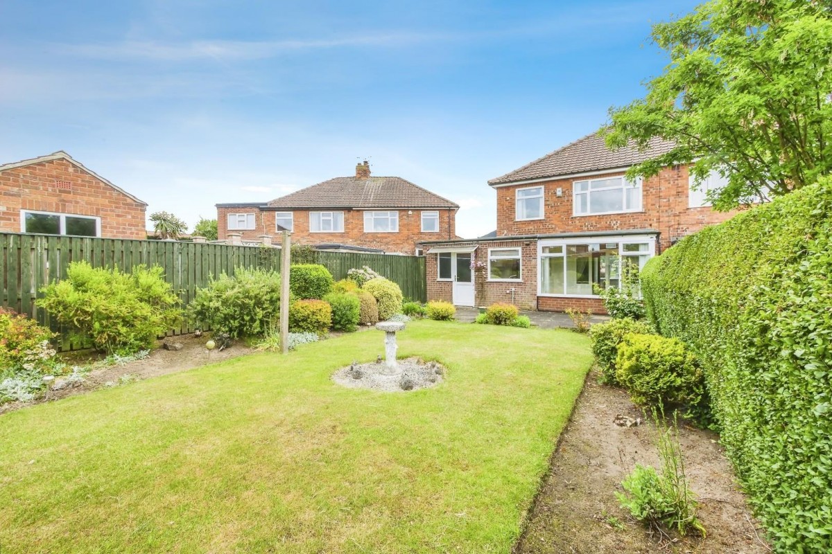 Farndale Avenue, York