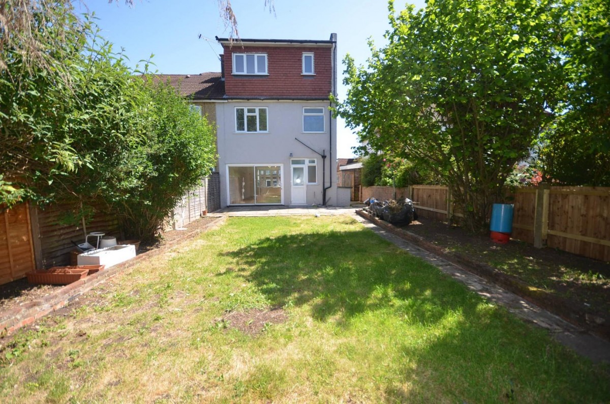 Kingshill Avenue, Harrow, HA3 8LB