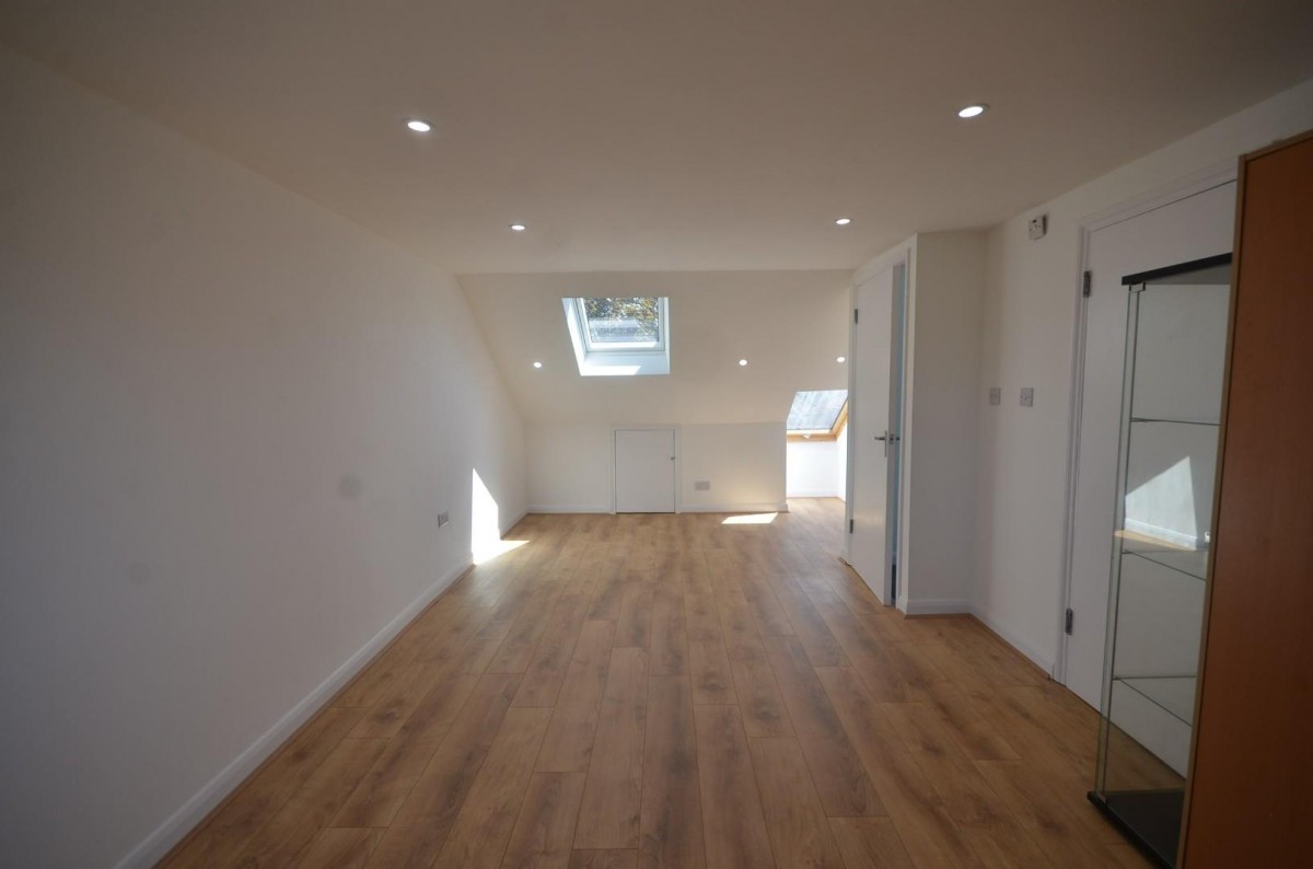 Kingshill Avenue, Harrow, HA3 8LB