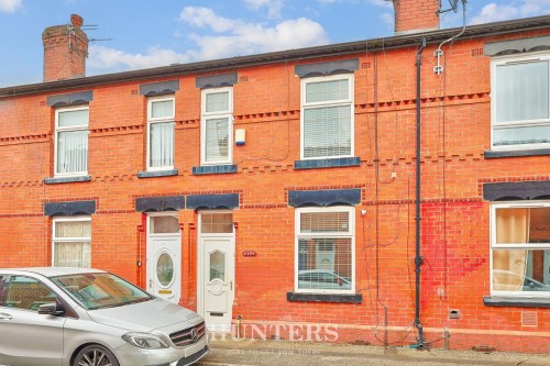 Lancaster Avenue, Middleton M24