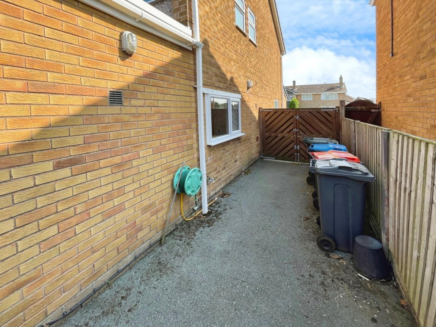 Adam Avenue, Great Sutton, Ellesmere Port