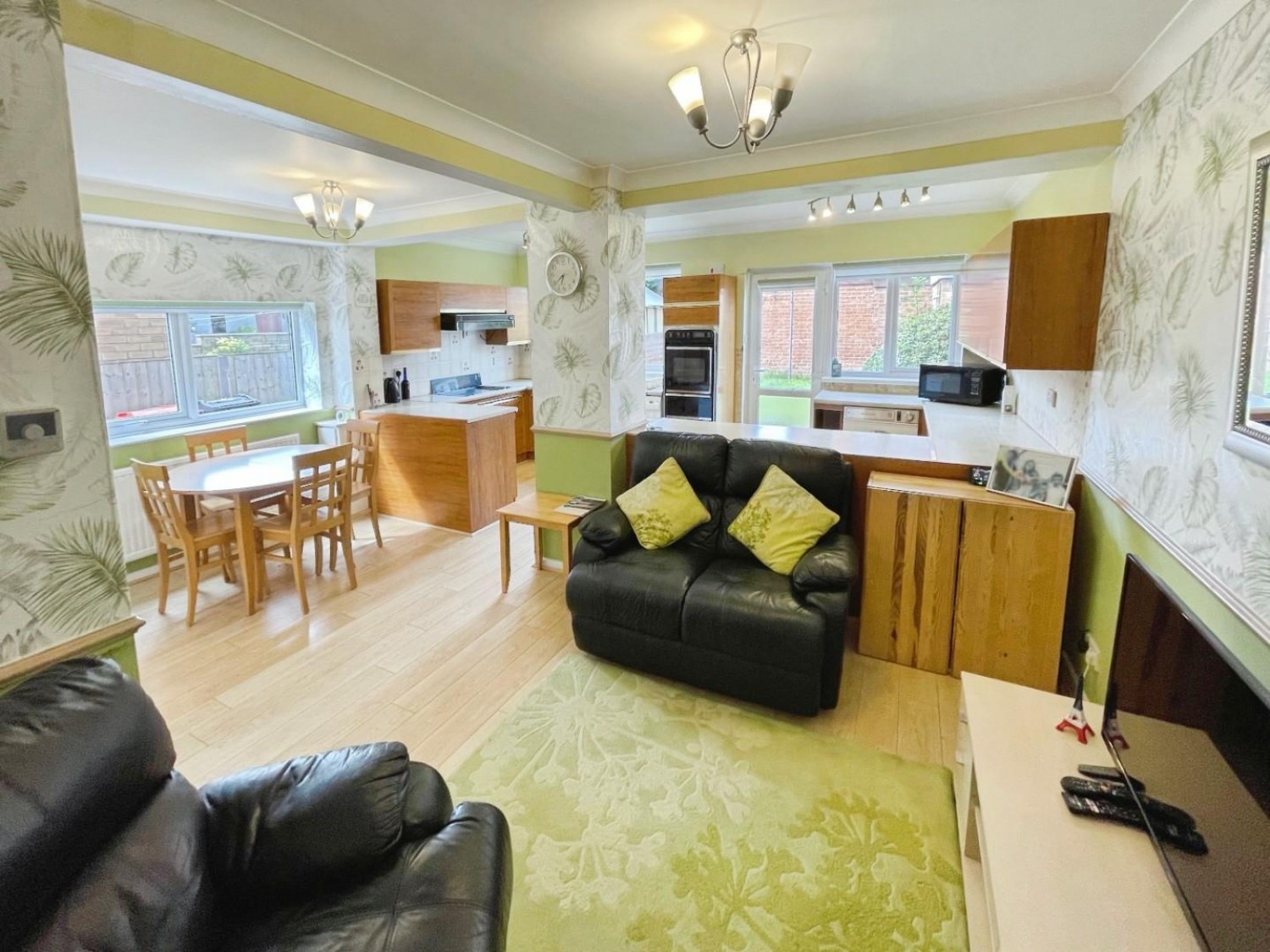 Adam Avenue, Great Sutton, Ellesmere Port