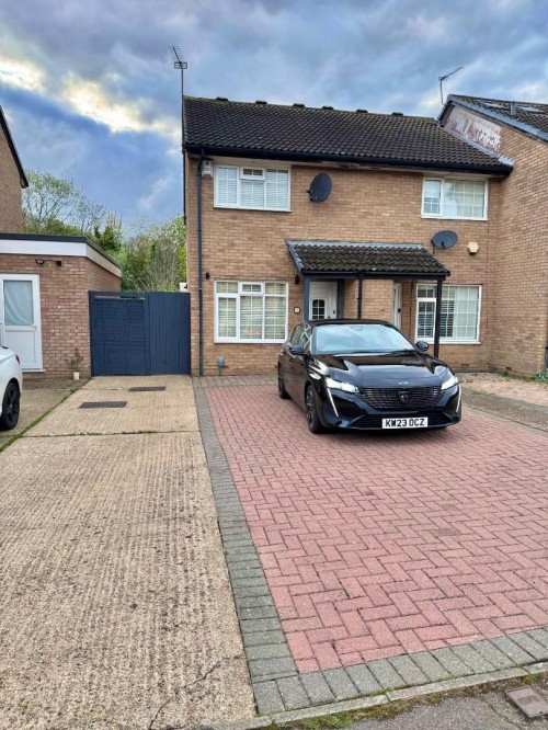 Repens Way, Yeading, Hayes, UB4 9PR