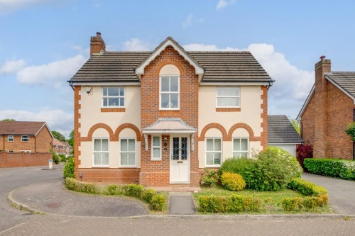 Richmond Close, Amersham, Buckinghamshire, HP6 6UY