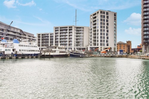 Alexandra Wharf, Ocean Village, SO14