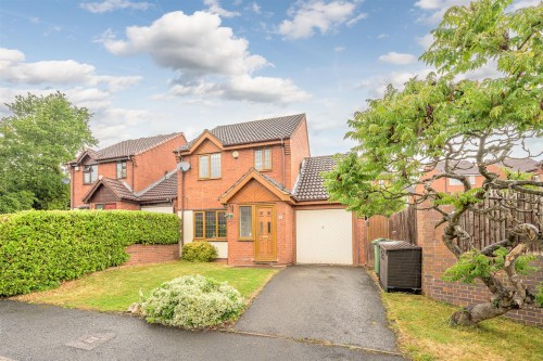 Caterham Drive, Kingswinford, DY6 8NH