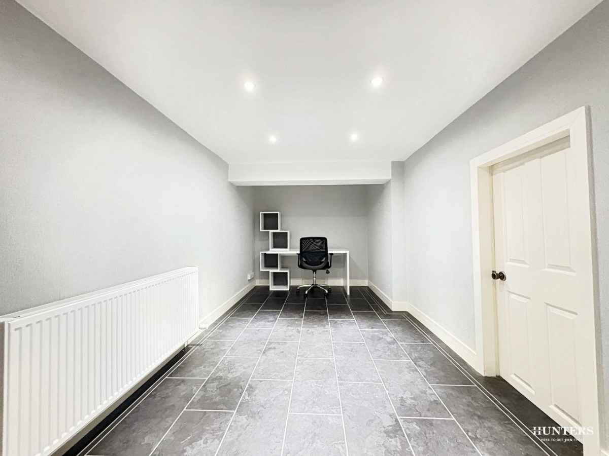 High Street, Thornhill, Dewsbury