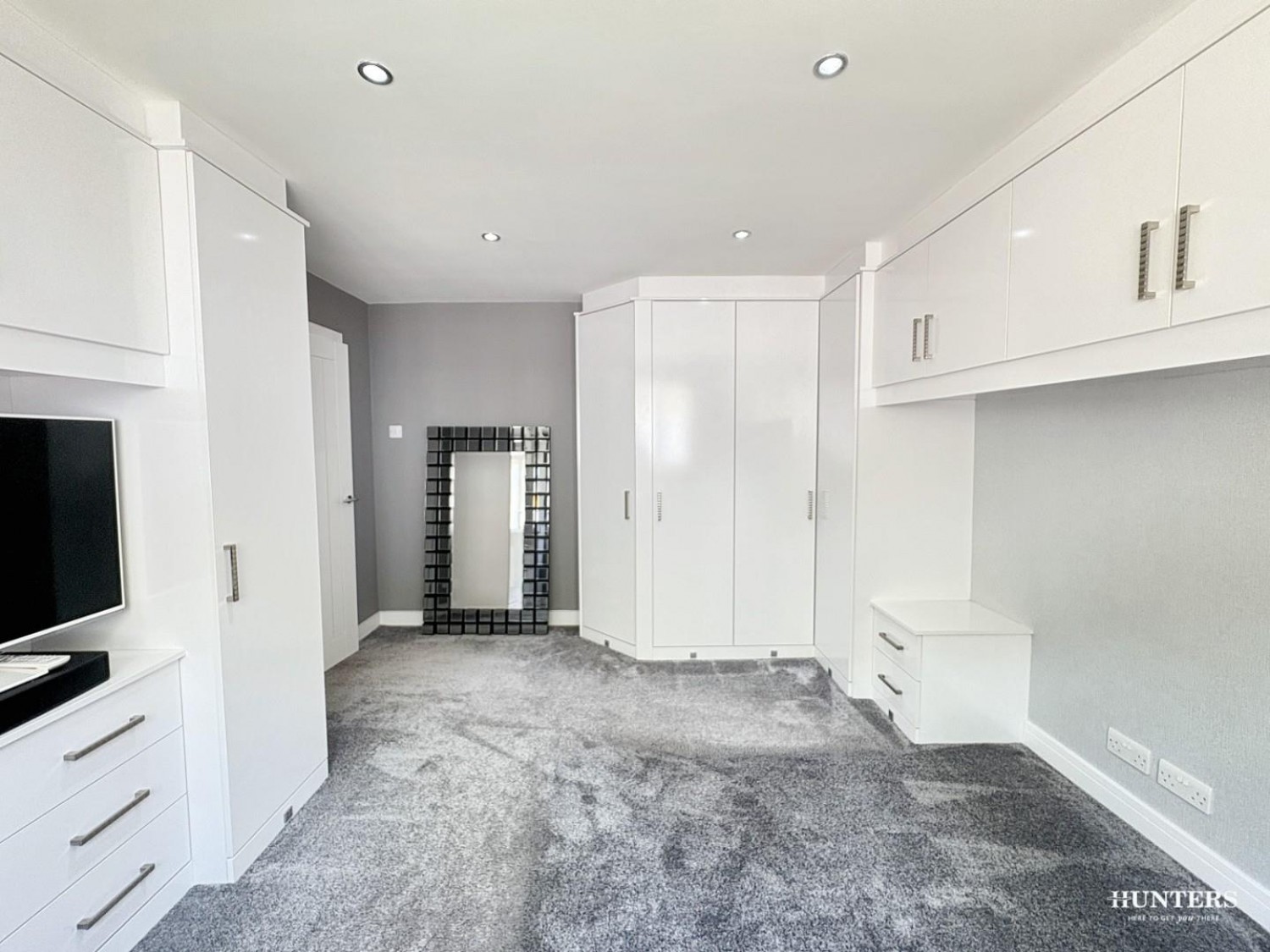 High Street, Thornhill, Dewsbury