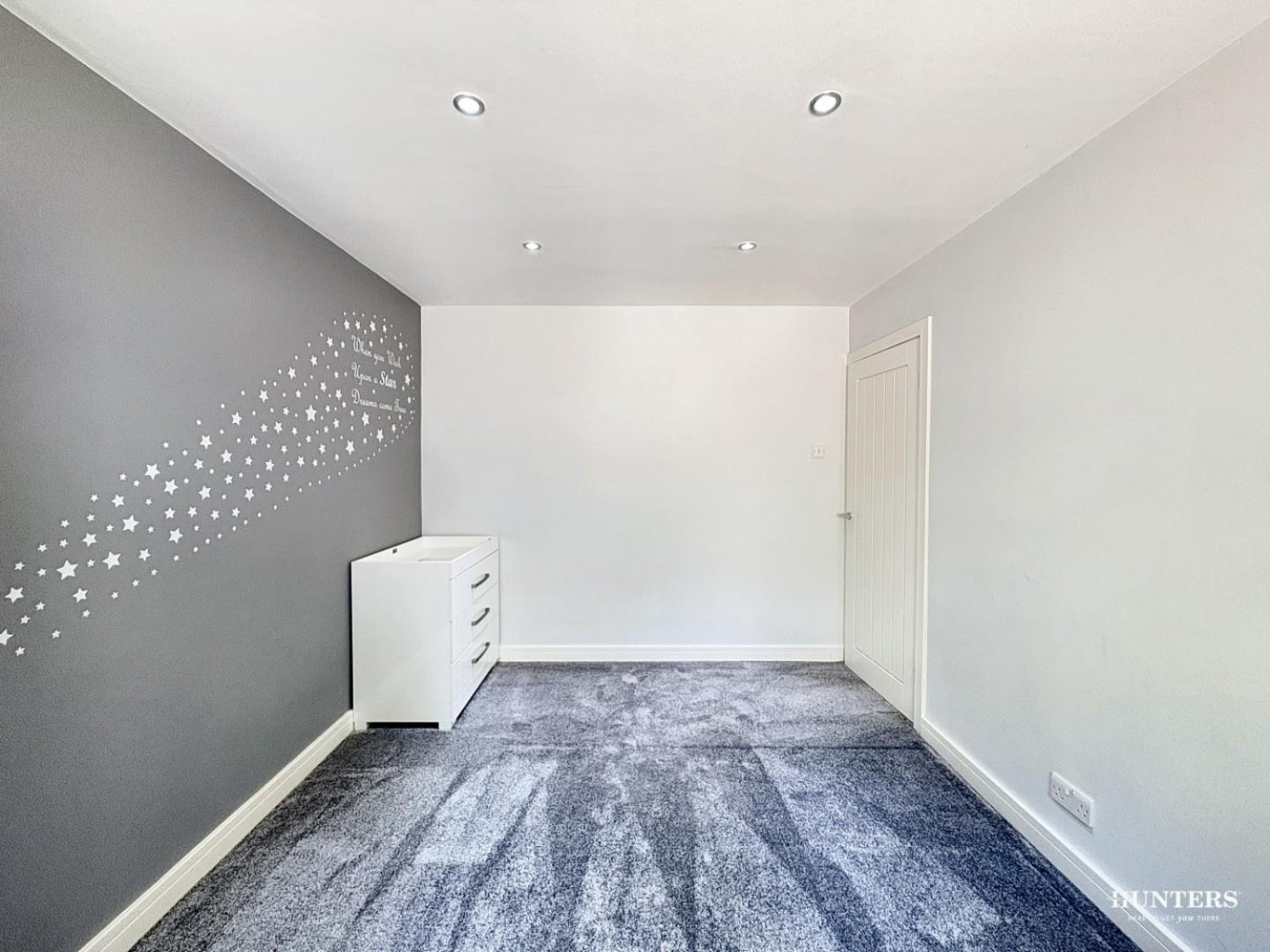 High Street, Thornhill, Dewsbury