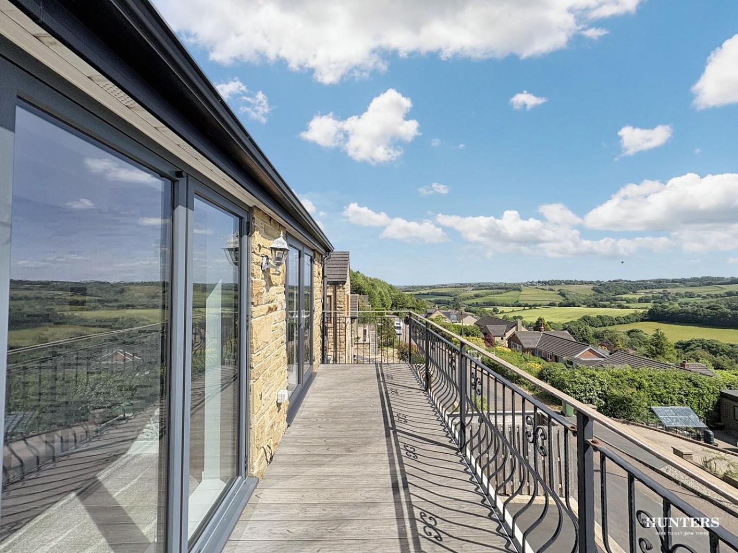 High Street, Thornhill, Dewsbury