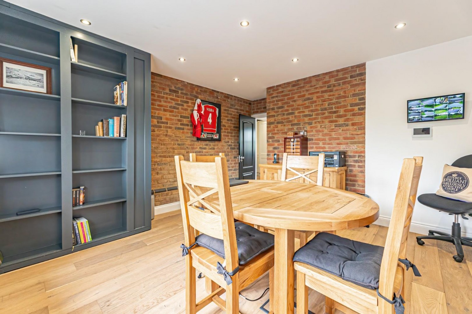 Peddars Lane, Stanbridge