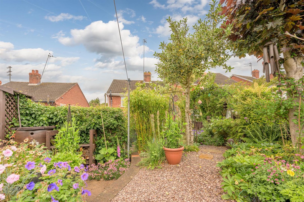 Cornwall Road, Wollaston, Stourbridge, DY8 4TE