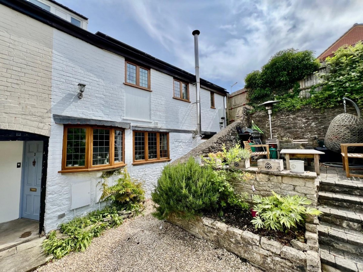Hill Court, Silver Street, Dursley, GL11 4ND