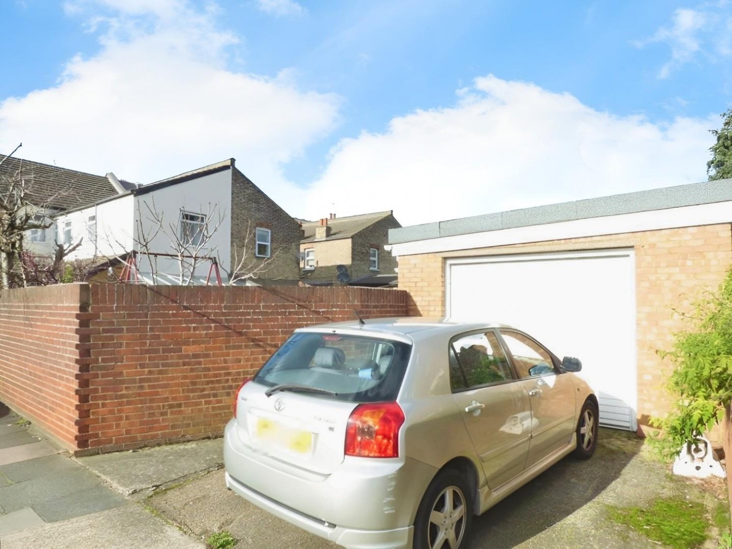 Witham Road, Isleworth, TW7