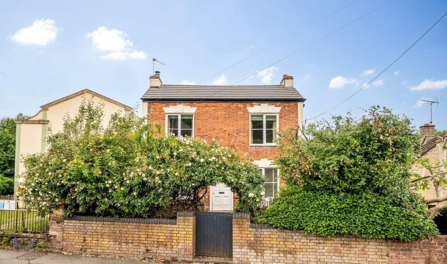 Hill View, Barrs Lane, North Nibley, Dursley