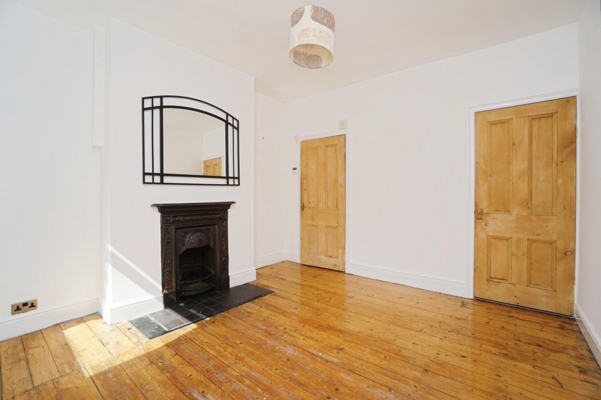 Hammerton Road, Hillsborough, Sheffield, S6 2NA