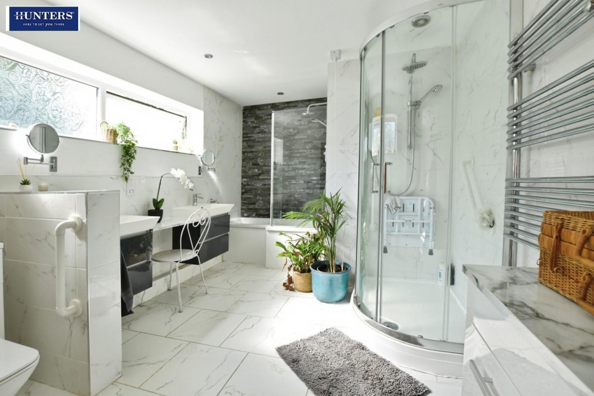 Valewood, Bottesford