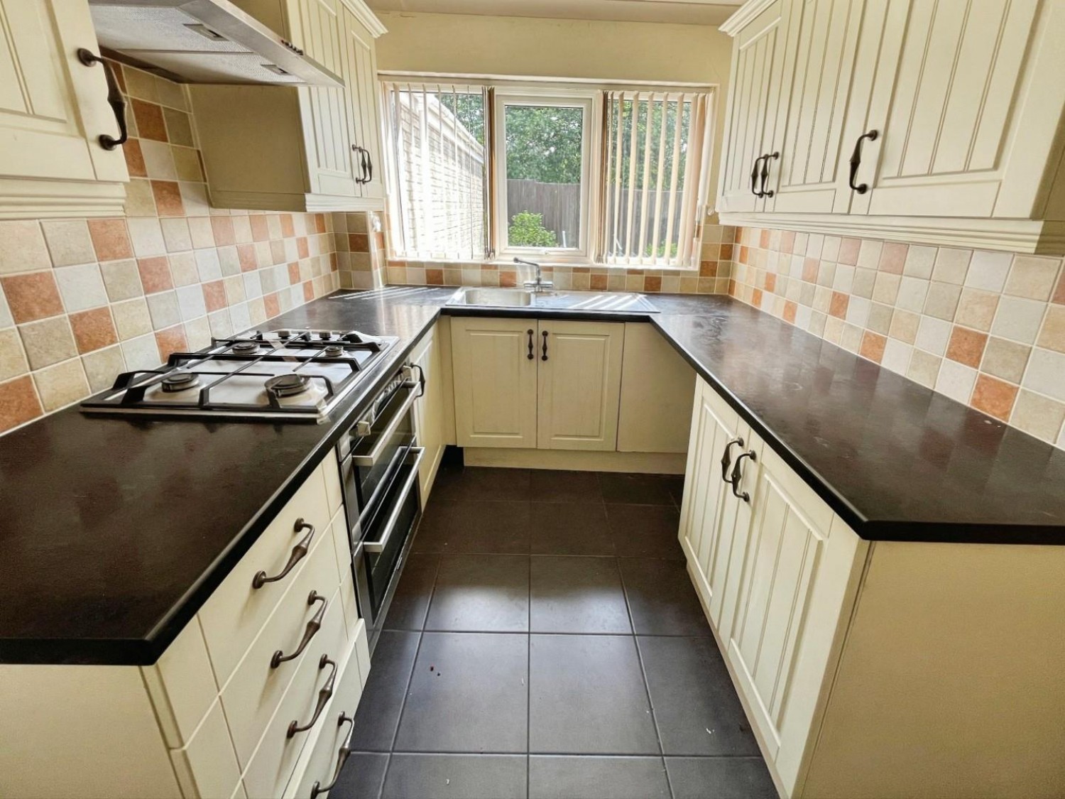 Wombourne Close, Dudley