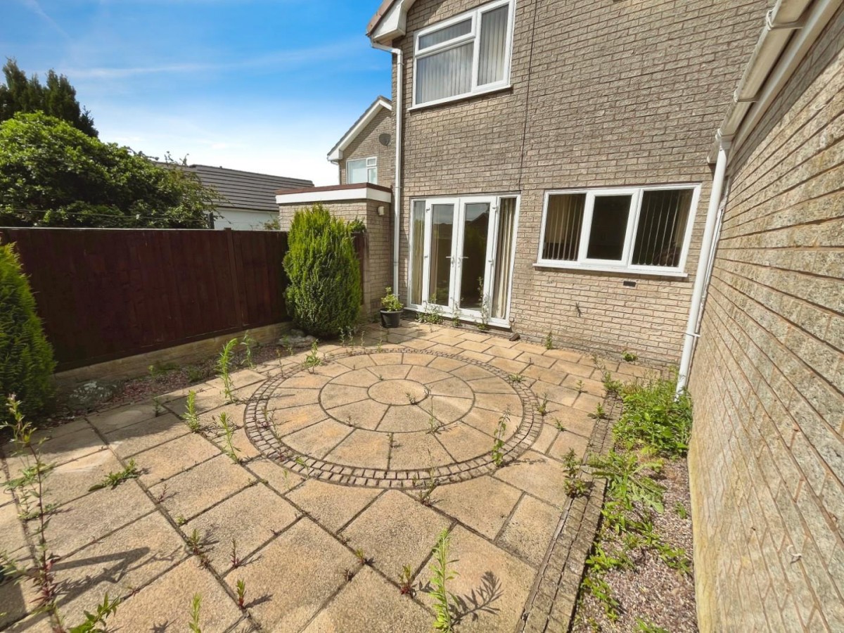 Wombourne Close, Dudley