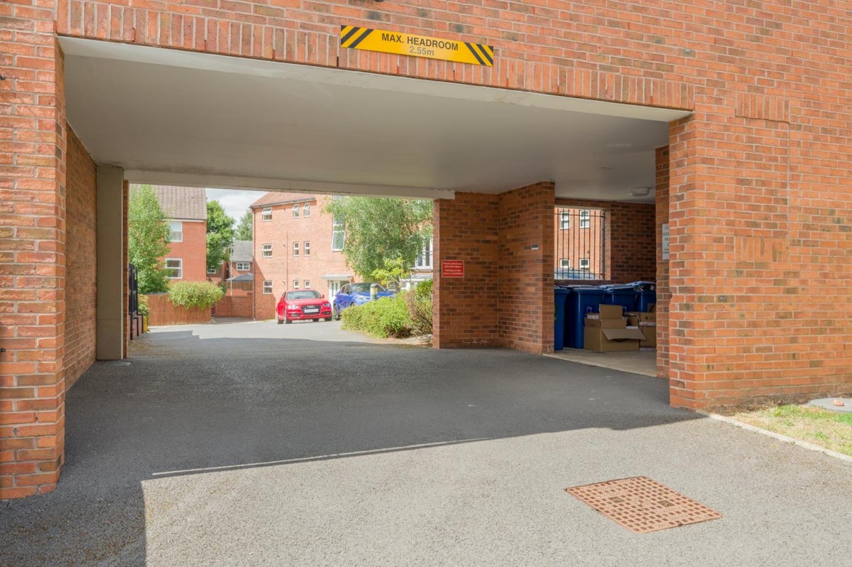 Smalman Close, Wordsley, DY8 5TF