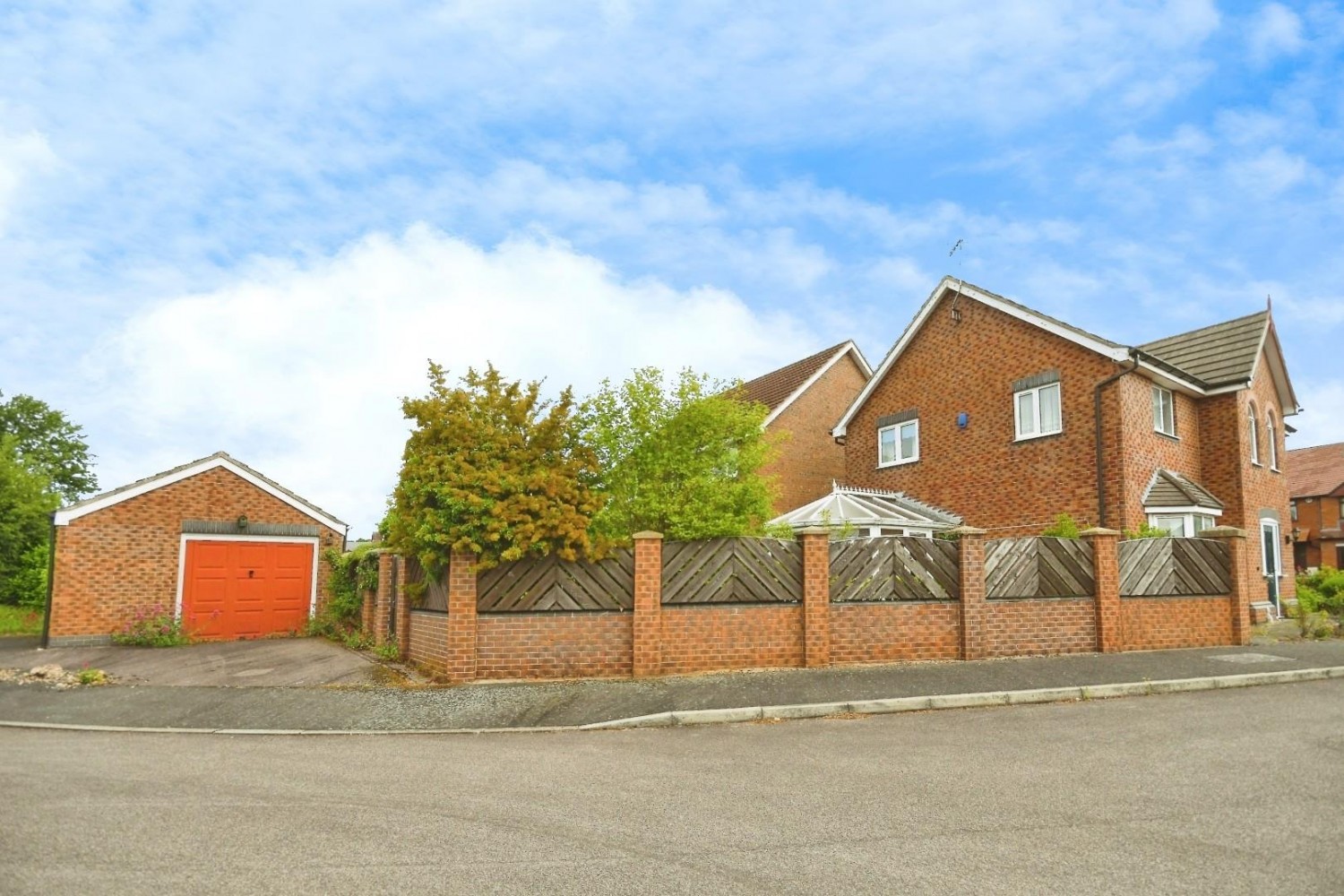 St. Martins Close, Newbold, Chesterfield, S41 7BH