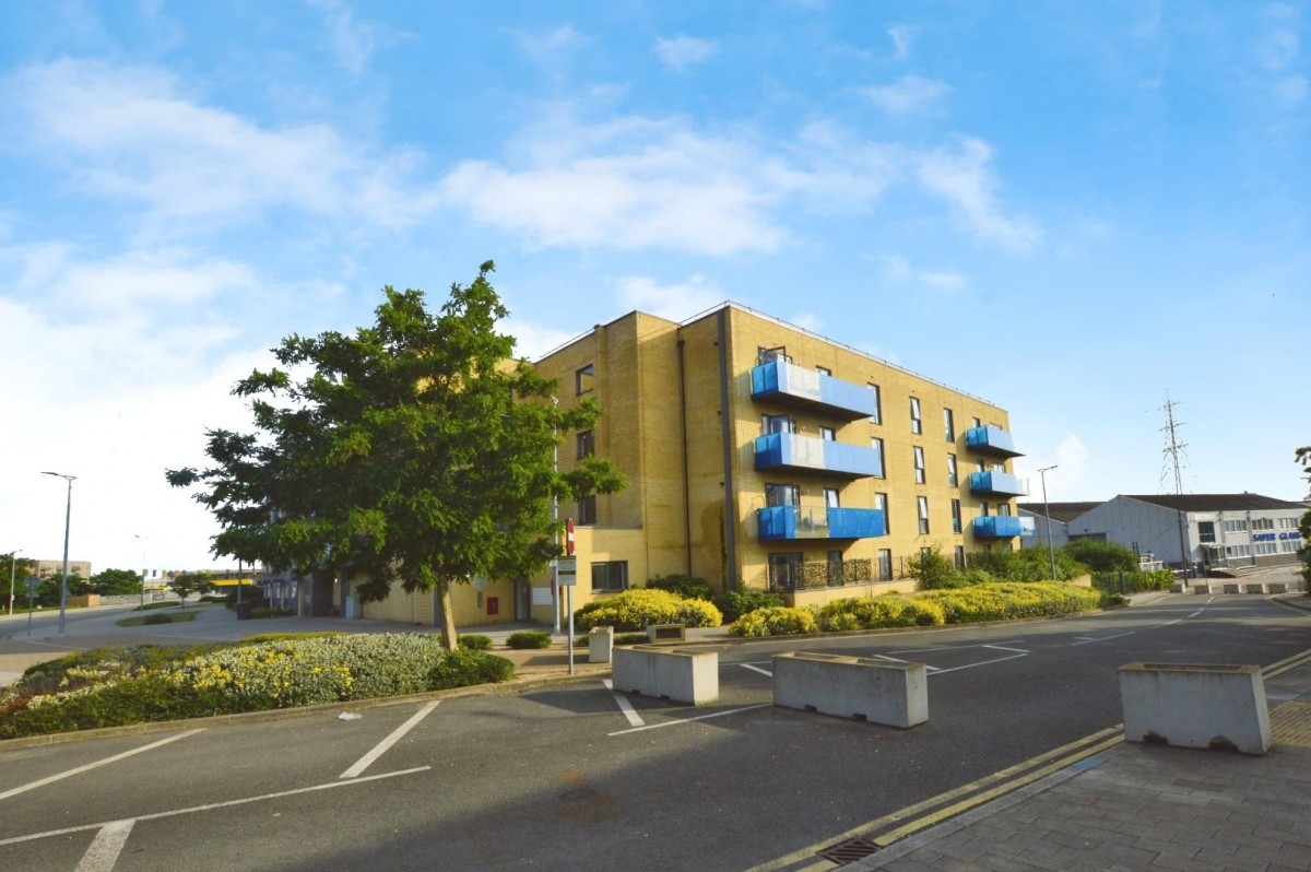 Crossness Road, Barking