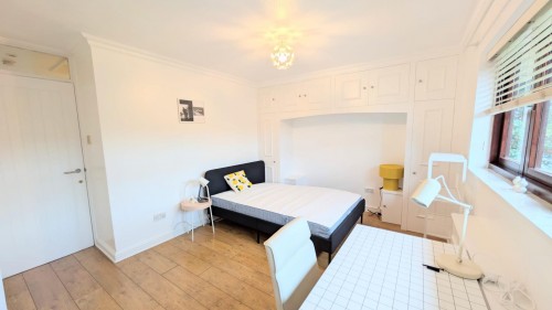 Barlow Road, West Hampstead, NW6