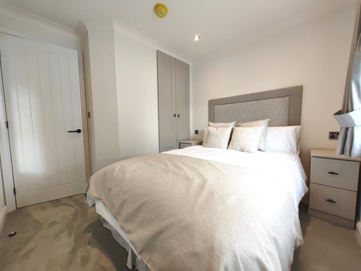 Wellington Road, Sandhurst