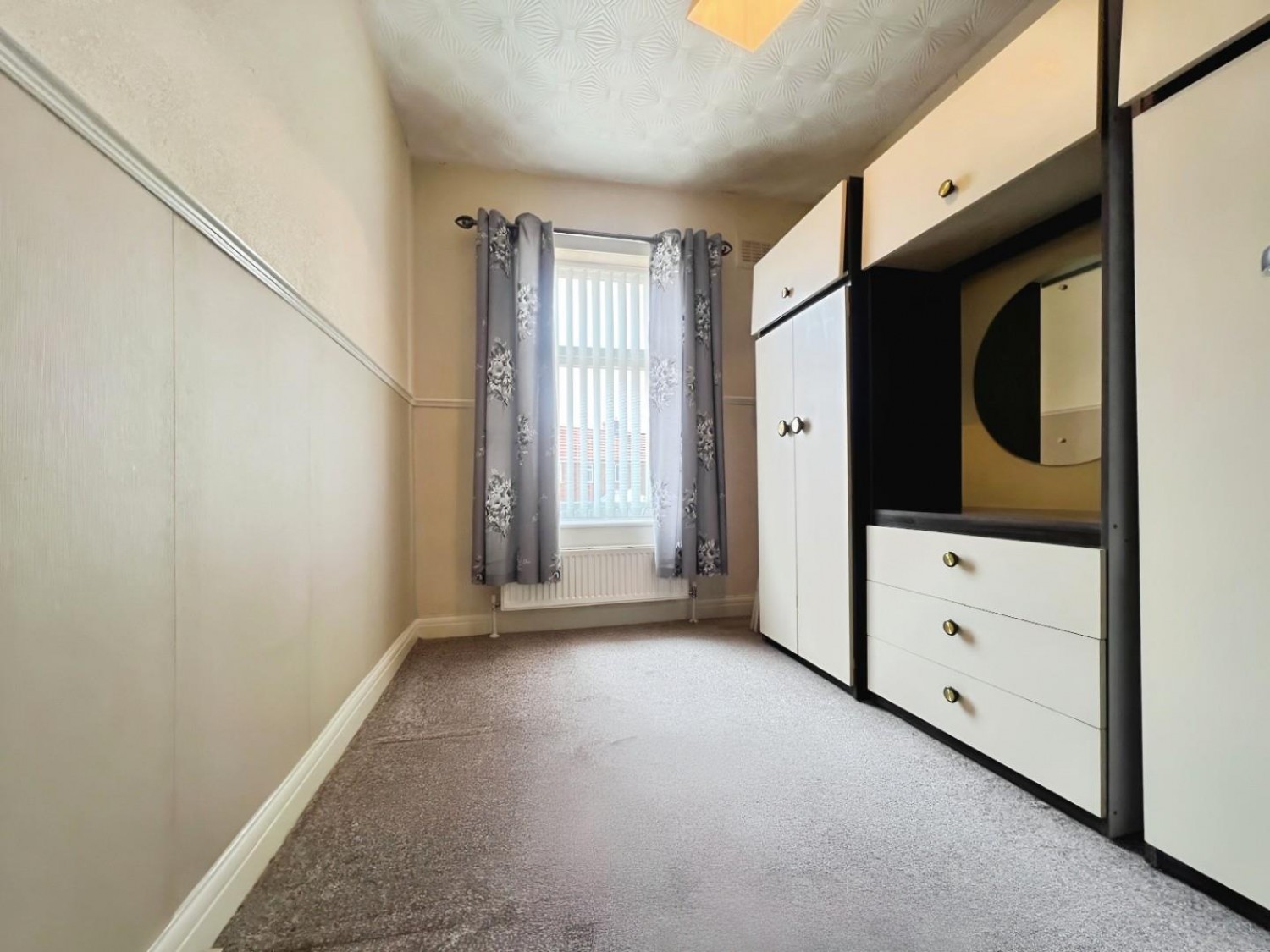 Bright Street, Leigh