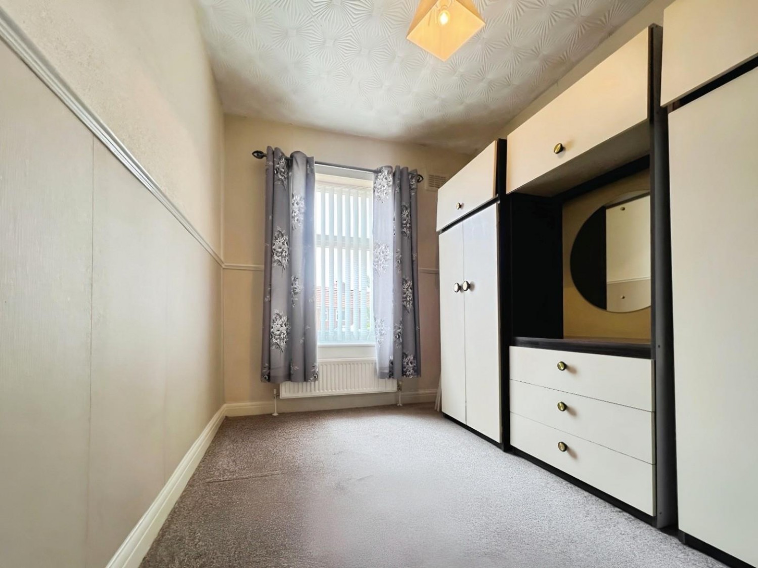 Bright Street, Leigh