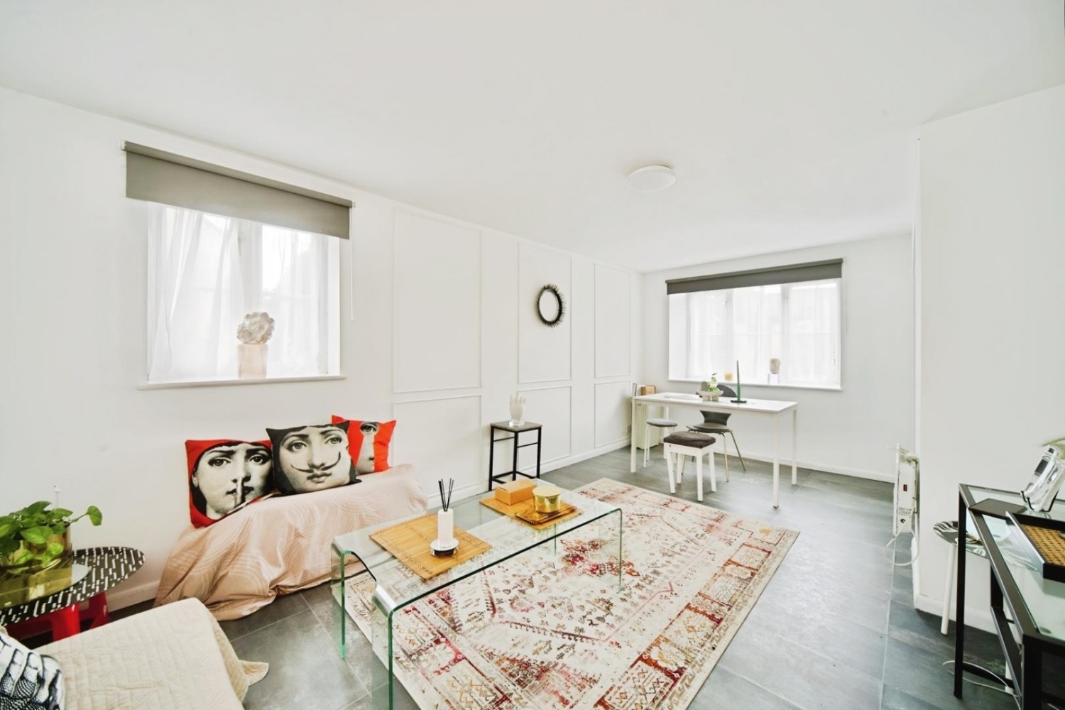 Cygnet Close, London