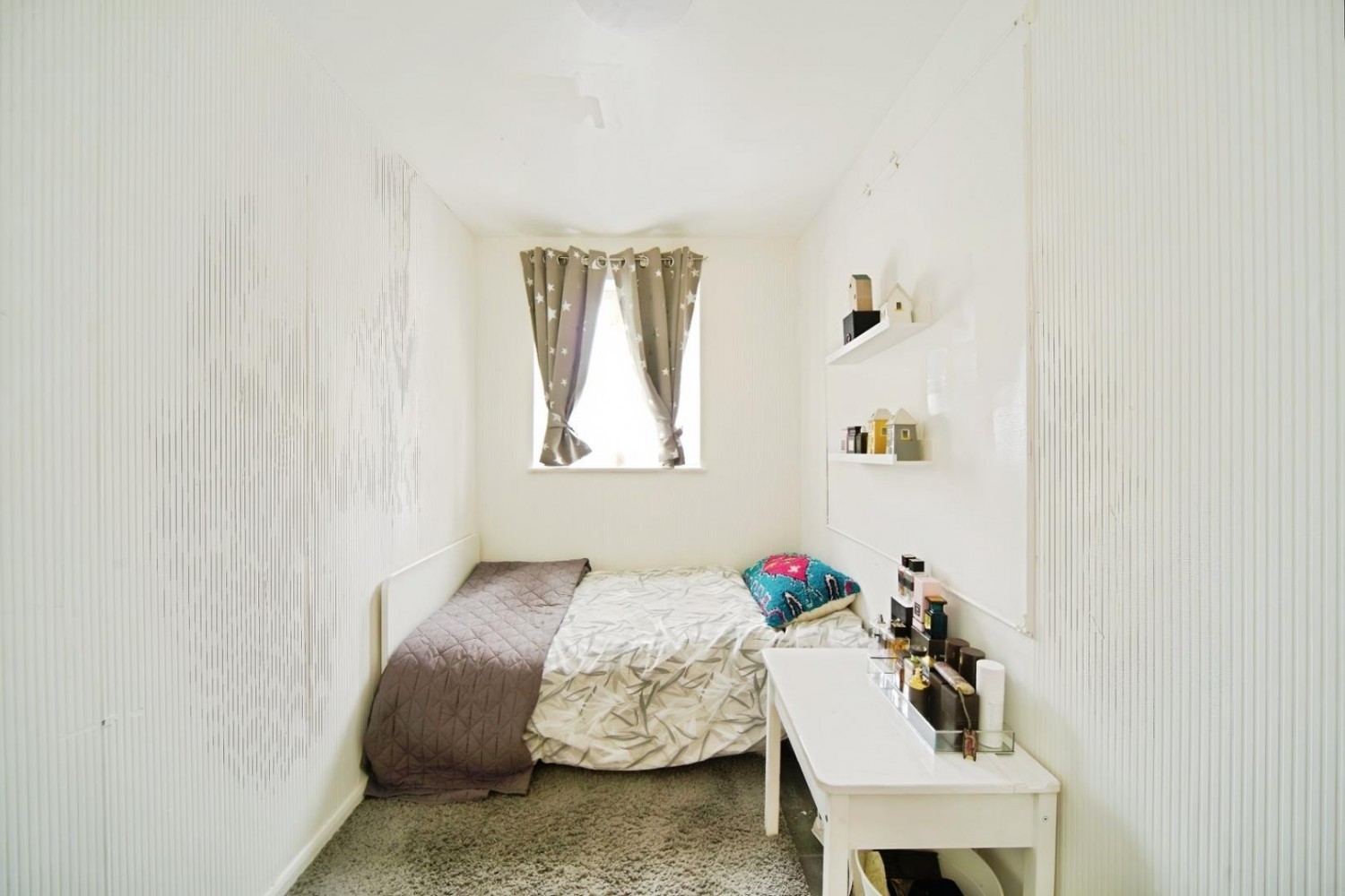 Cygnet Close, London