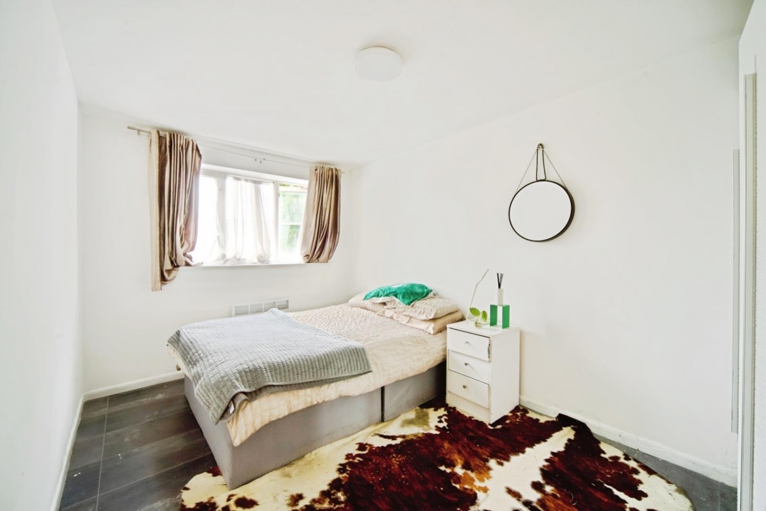 Cygnet Close, London