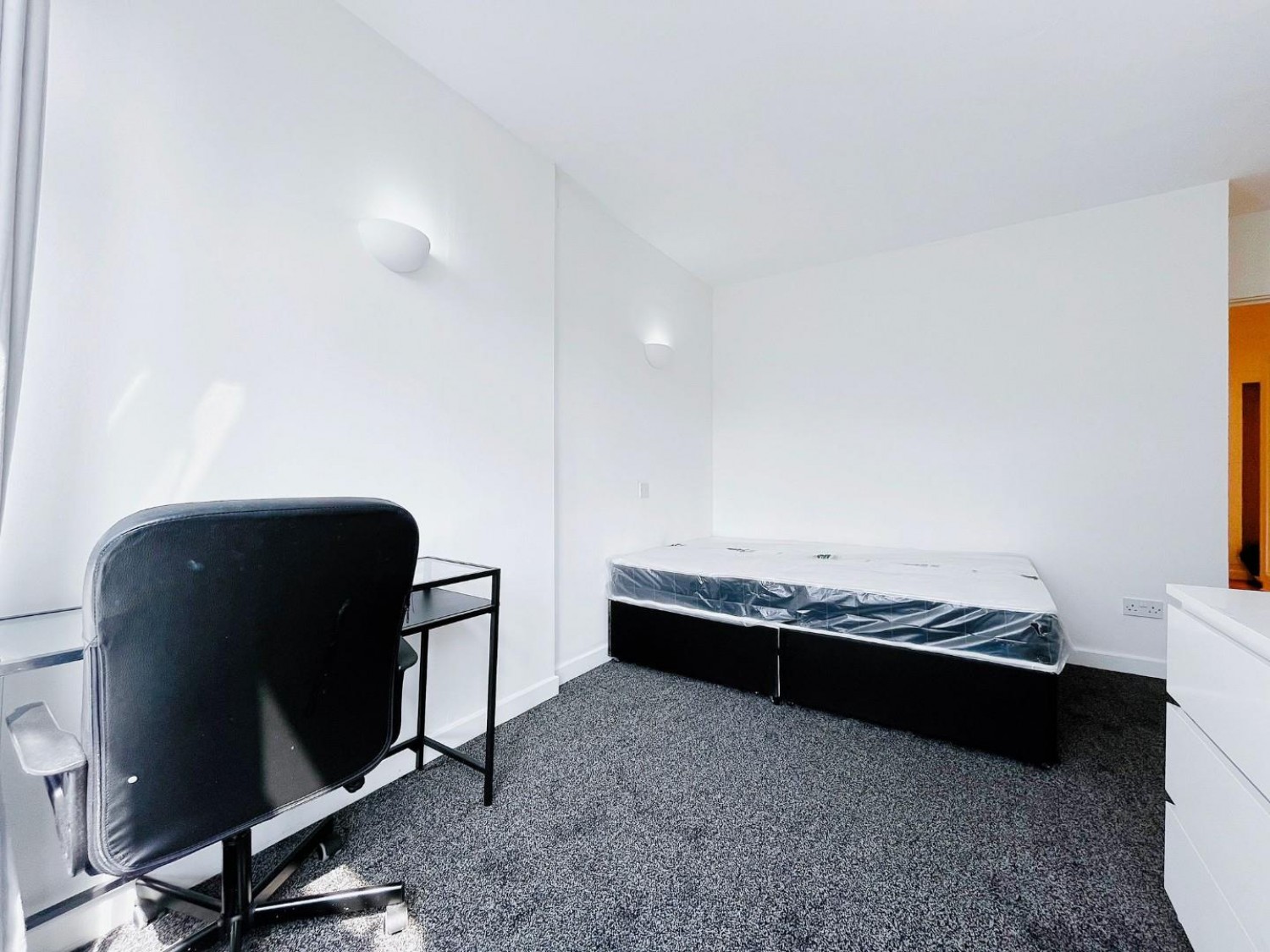 15 South Parade, Leeds, West Yorkshire