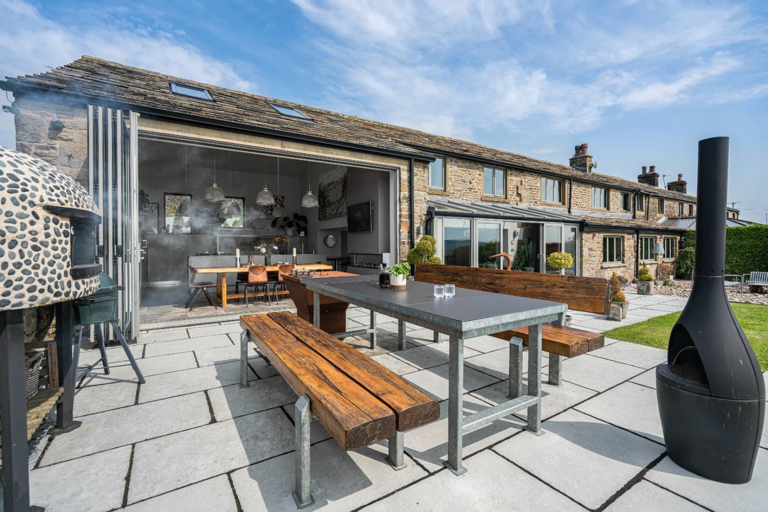 Haws Barn, Cowling Hill