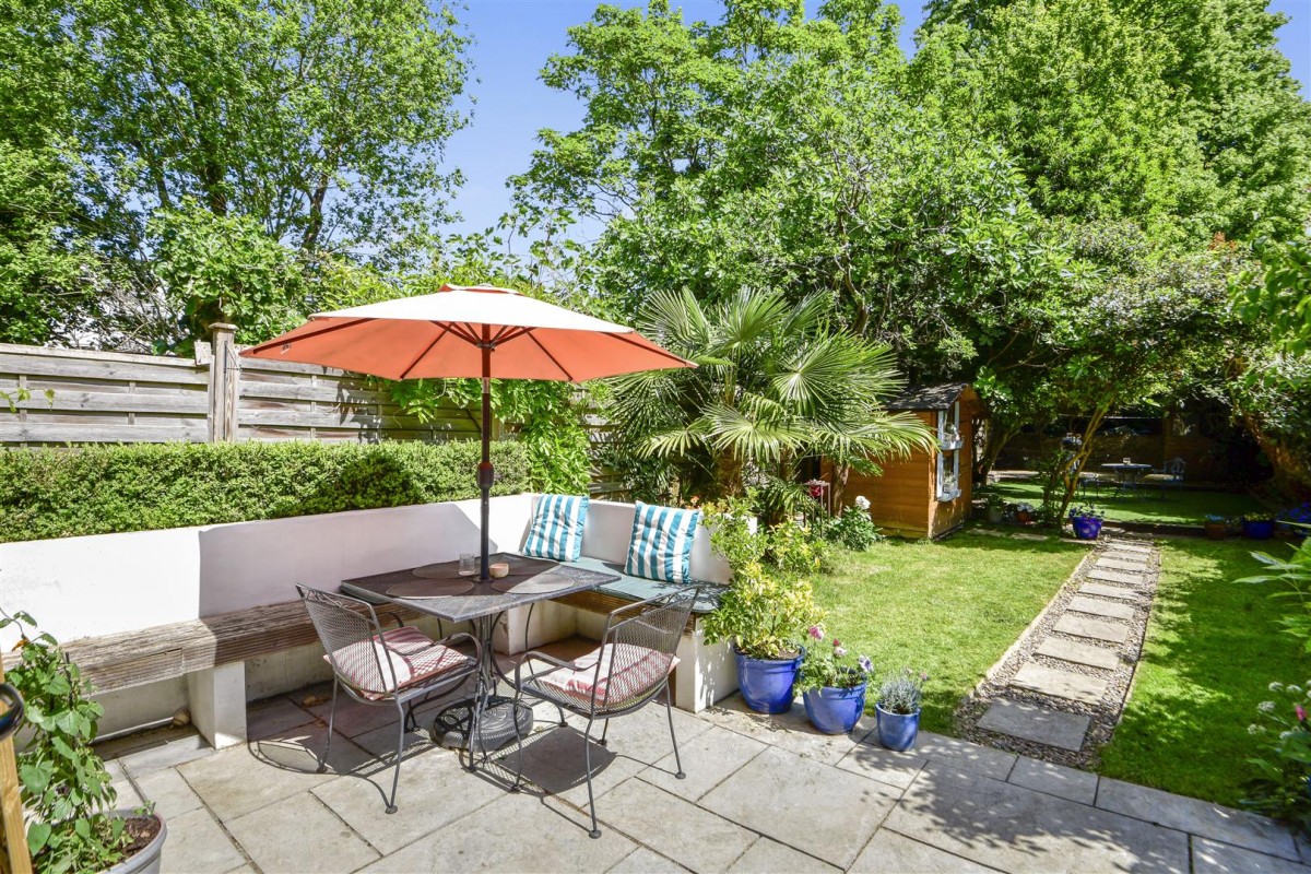 Cranwich Road, London, N16