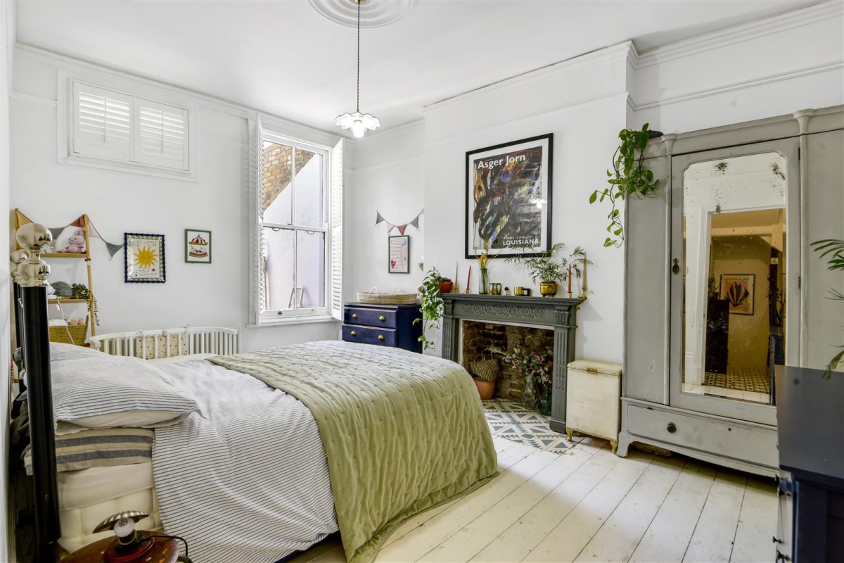 Cranwich Road, London, N16