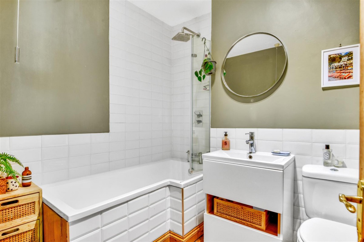 Cranwich Road, London, N16