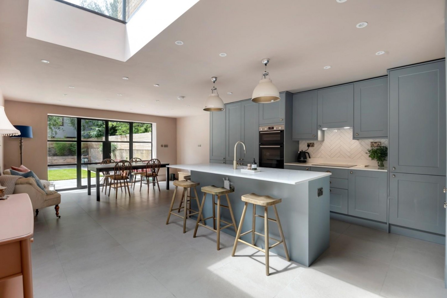 Brighton Road, London, N16