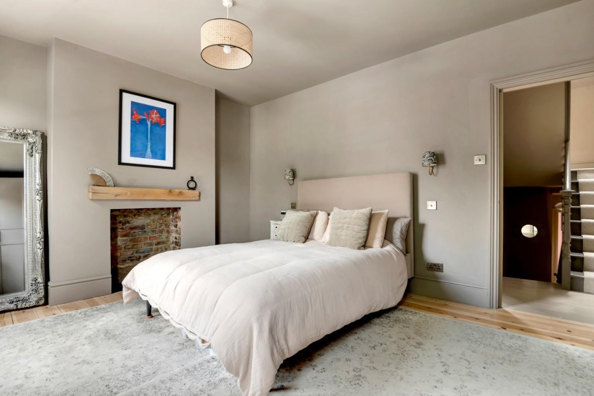 Brighton Road, London, N16