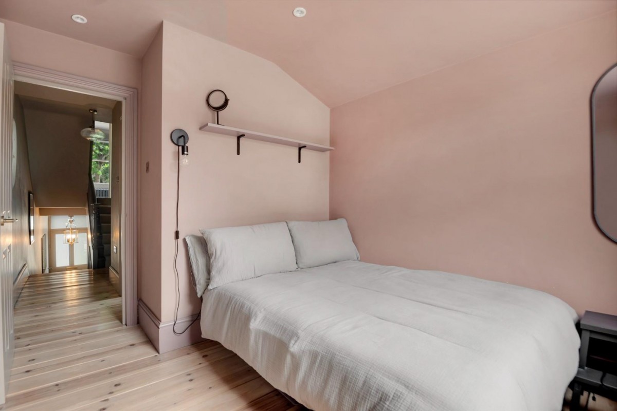 Brighton Road, London, N16