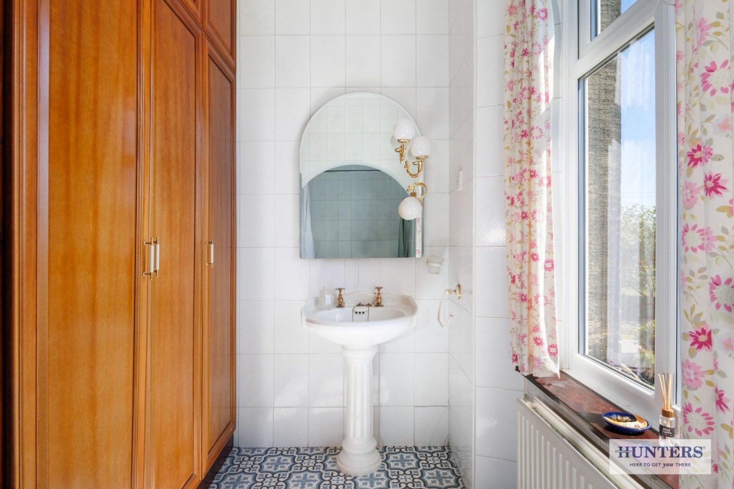 Carlton Lane, Guiseley, Leeds