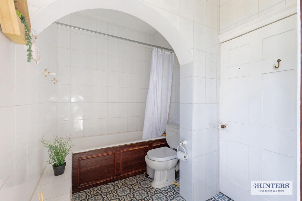 Carlton Lane, Guiseley, Leeds