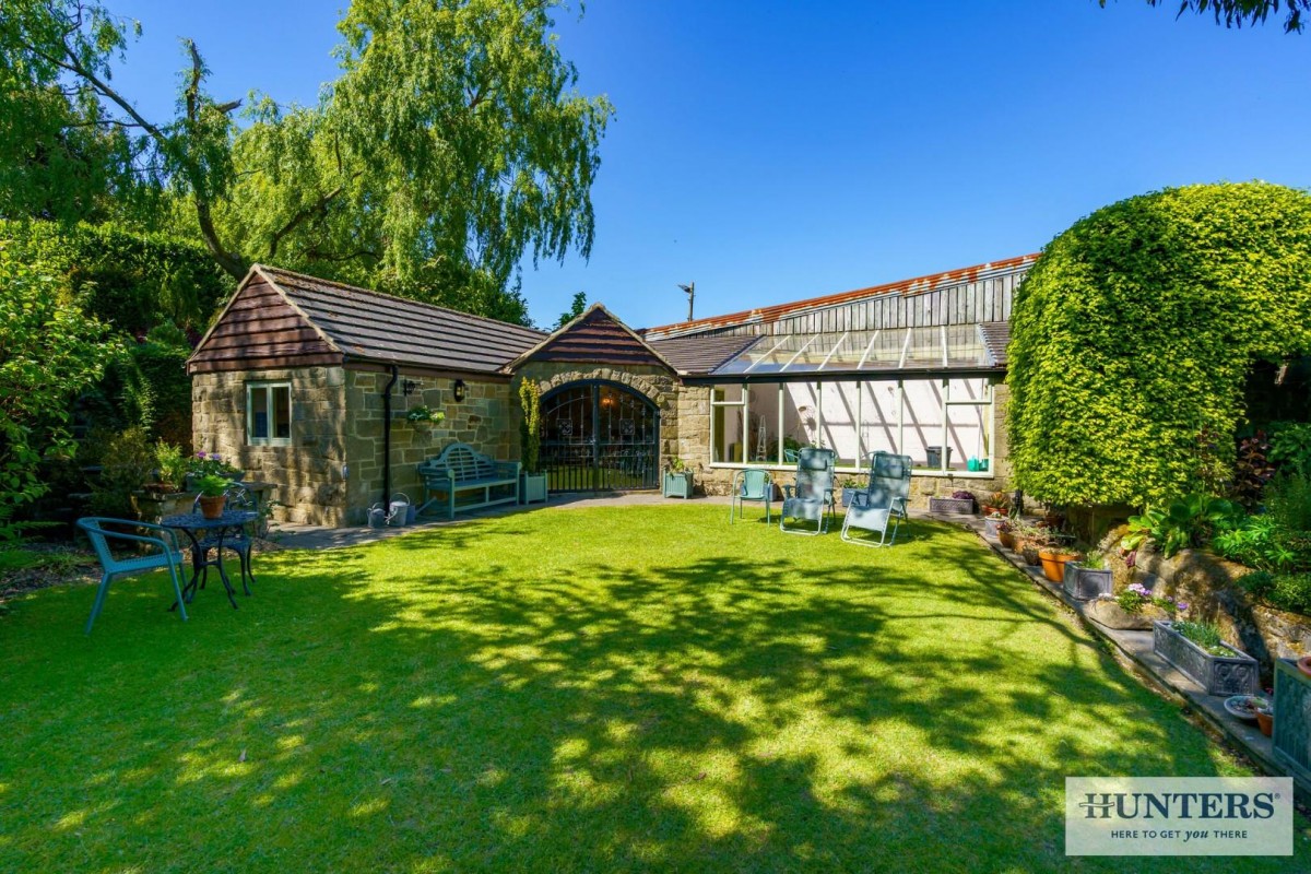 Carlton Lane, Guiseley, Leeds