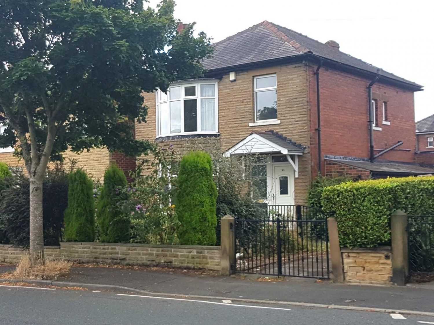 Bennett Lane, Dewsbury