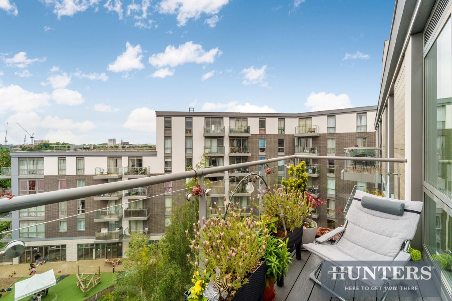 Ealing Road, Brentford, TW8