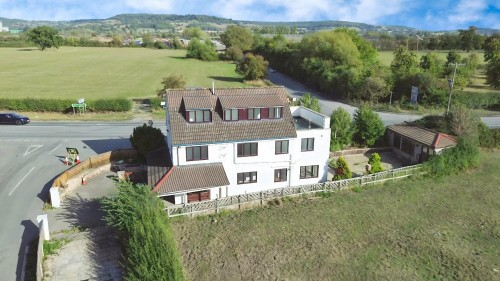 Castle Lane, Moreton Valence