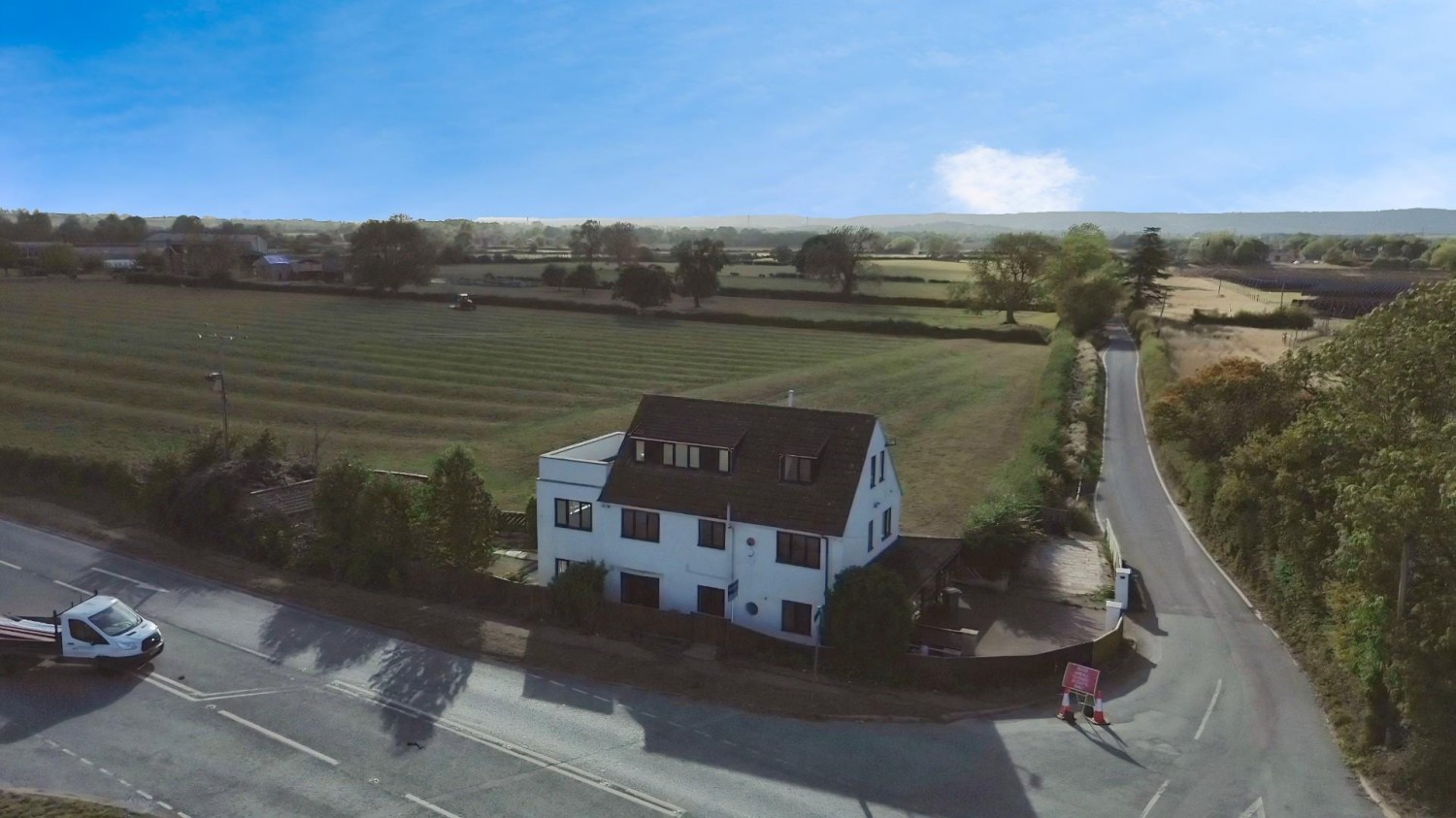 Castle Lane, Moreton Valence